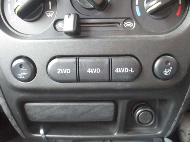 Suzuki Jimny 12
