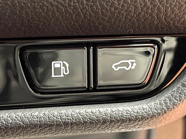 Lexus NX 8