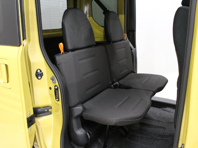 Honda N-VAN 11