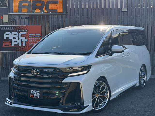 Toyota Vellfire 3
