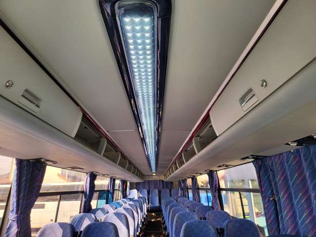 Hyundai Universe 9