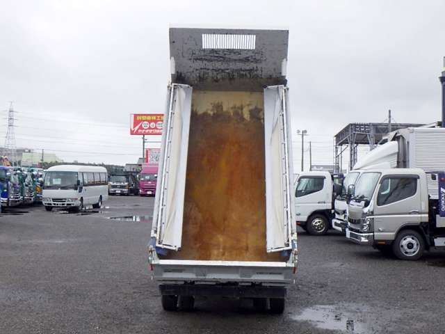 Mitsubishi Fuso Canter 12