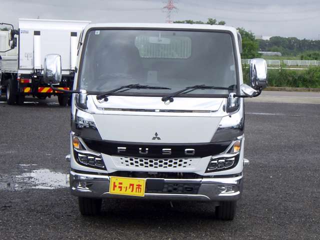 Mitsubishi Fuso Canter 5