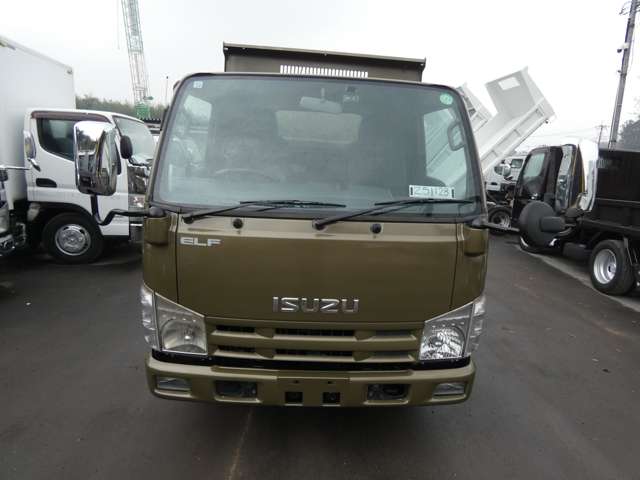 Isuzu Elf 4