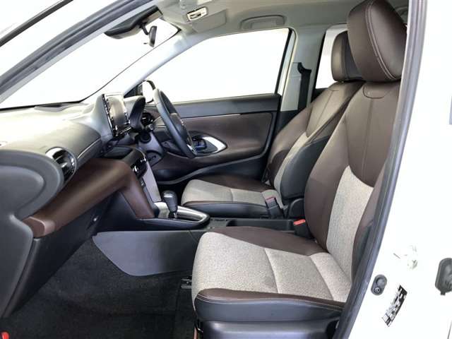 Toyota Yaris Cross 12