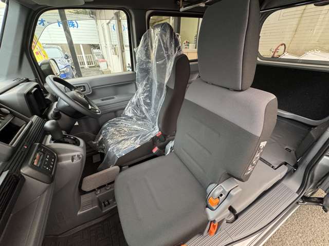 Honda N-VAN 12