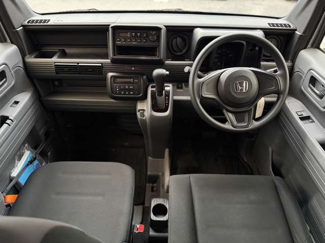 Honda N-VAN 8