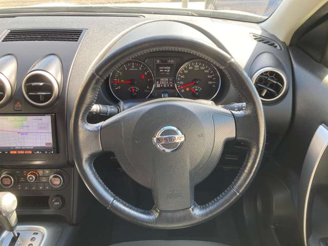 Nissan Dualis 12