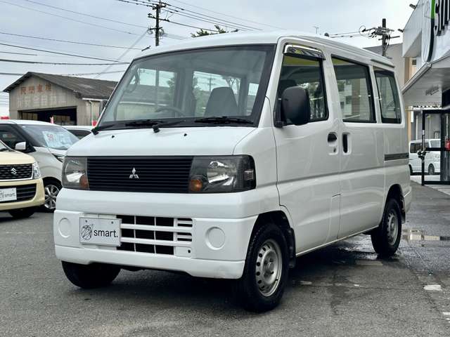 Mitsubishi Minicab Van 2