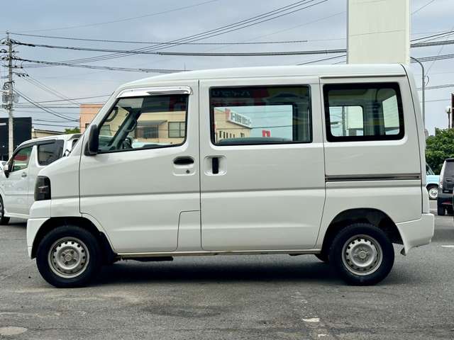 Mitsubishi Minicab Van 6