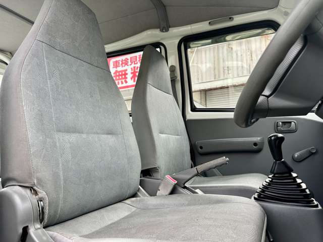 Mitsubishi Minicab Van 10
