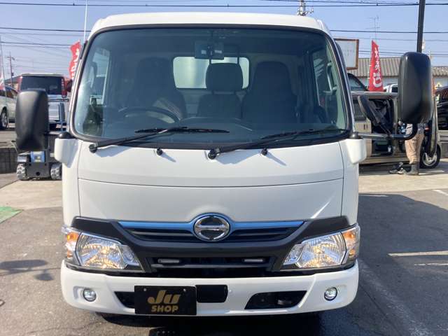 Hino Dutro 6