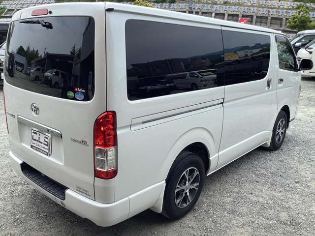 Toyota Regius Ace 5