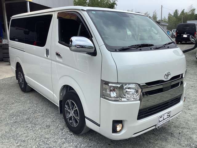 Toyota Regius Ace 7