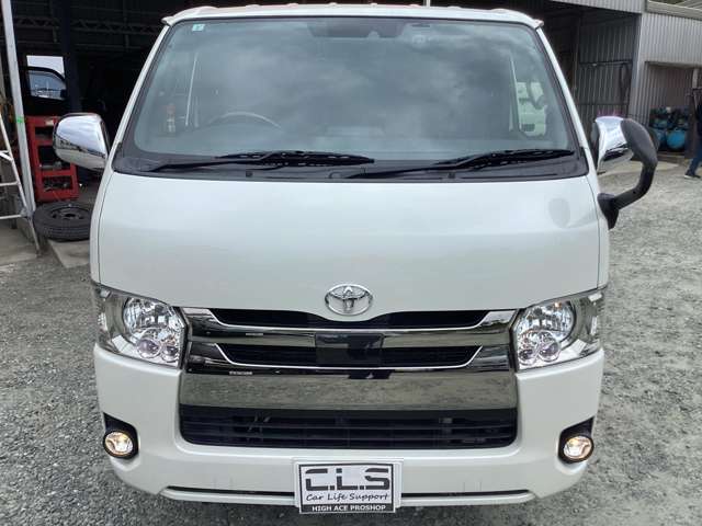 Toyota Regius Ace 8