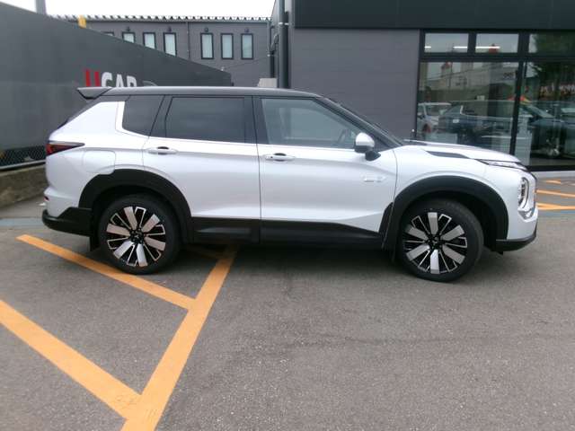 Mitsubishi Outlander 8