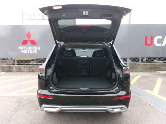 Mitsubishi Outlander 11