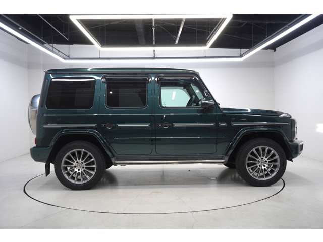 Mercedes-Benz G-Class 4