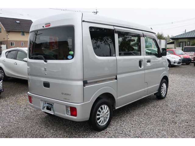 Suzuki Every 2