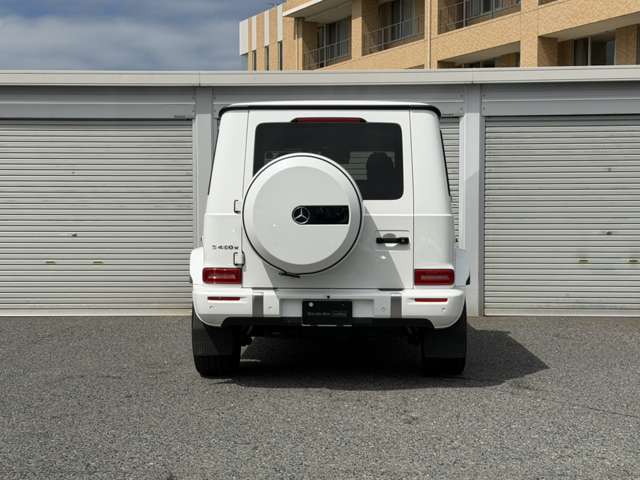 Mercedes-Benz G-Class 8