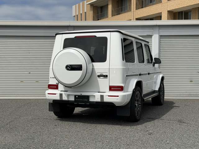 Mercedes-Benz G-Class 9