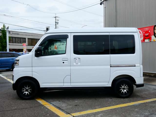Daihatsu Atrai 5