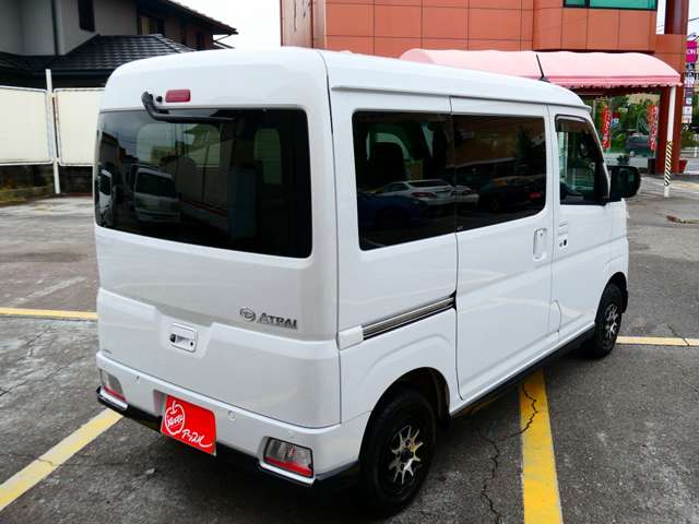 Daihatsu Atrai 8