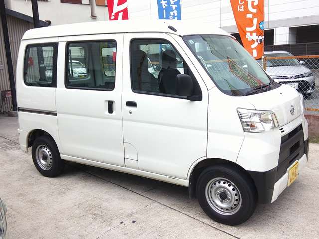 Daihatsu Hijet Cargo 5