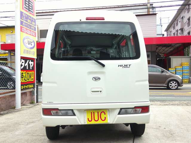 Daihatsu Hijet Cargo 9