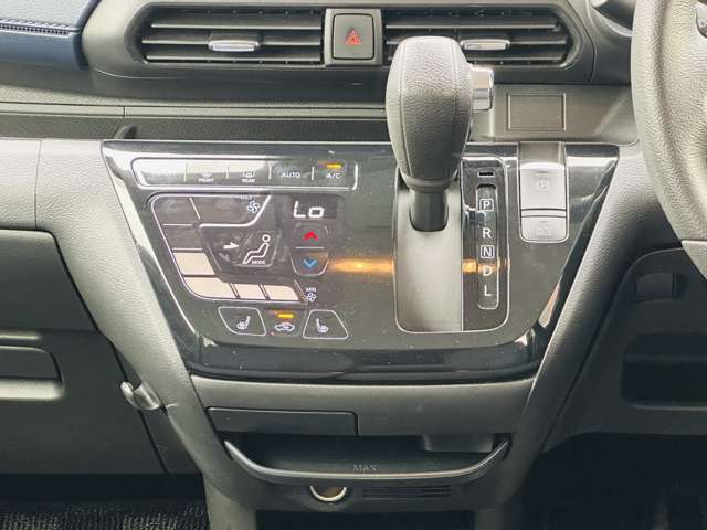 Mitsubishi eK X 10