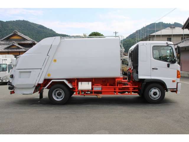 Hino Ranger 7
