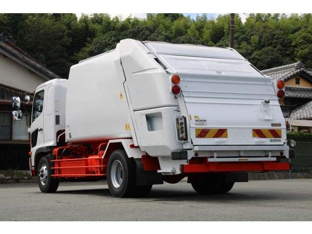 Hino Ranger 8