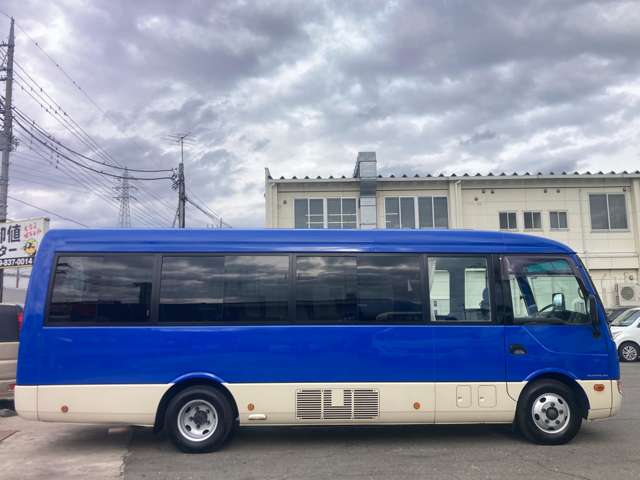 Mitsubishi Fuso Rosa 8