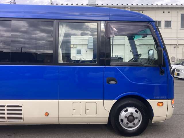 Mitsubishi Fuso Rosa 9