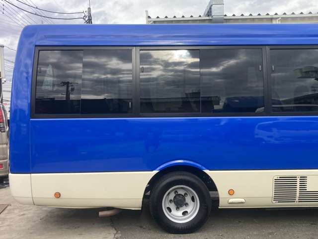 Mitsubishi Fuso Rosa 10