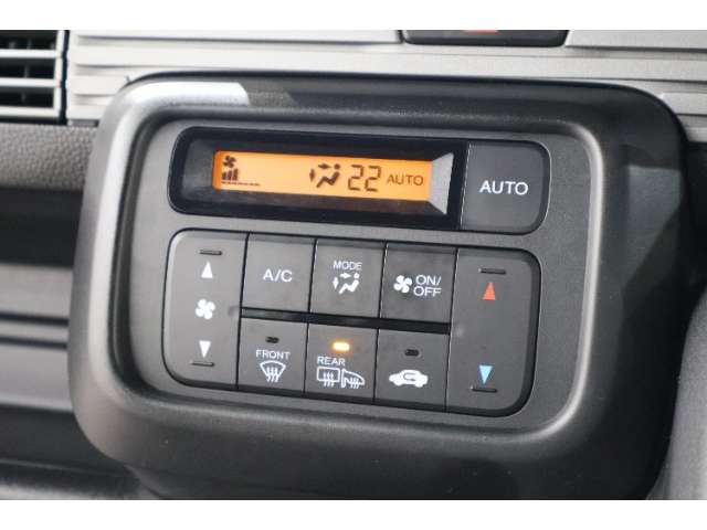 Honda N-VAN 9