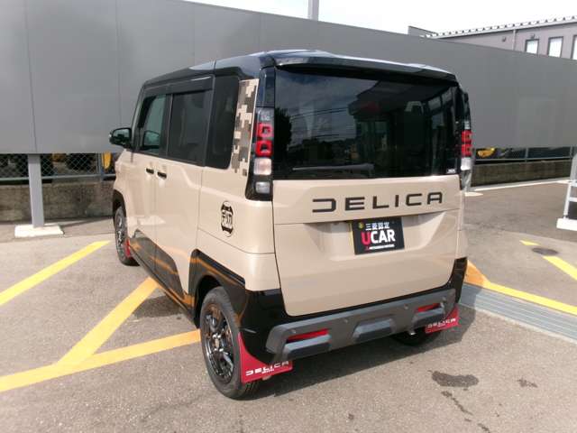 Mitsubishi Delica Mini 3