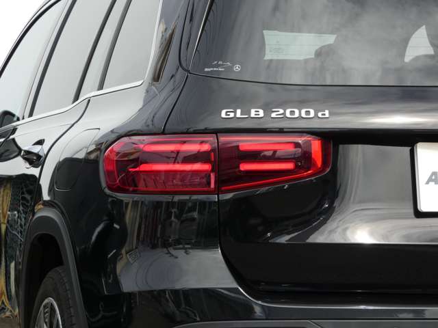 Mercedes-Benz GLB 4
