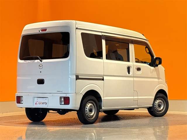 Mazda Scrum 8