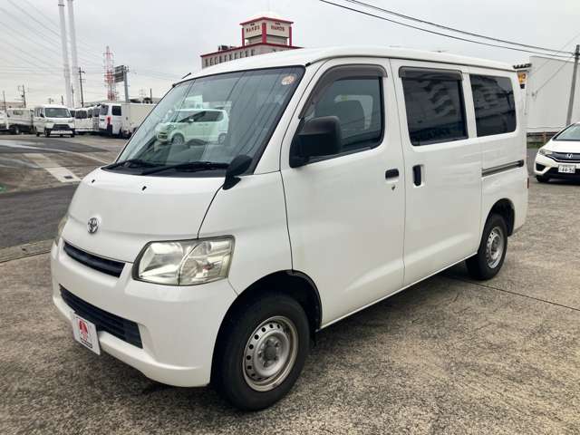 Toyota Light Ace Van 11