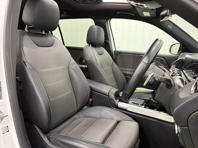 Mercedes-Benz GLB 10
