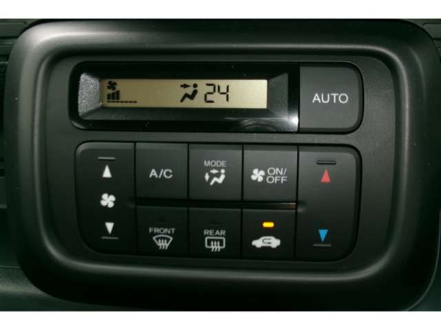 Honda N-VAN 12