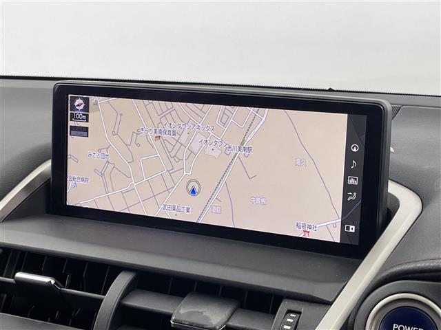 Lexus NX 7
