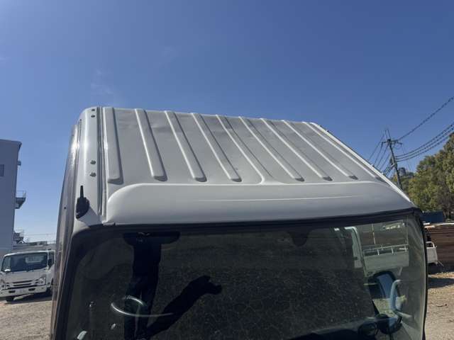 Hino Dutro 10