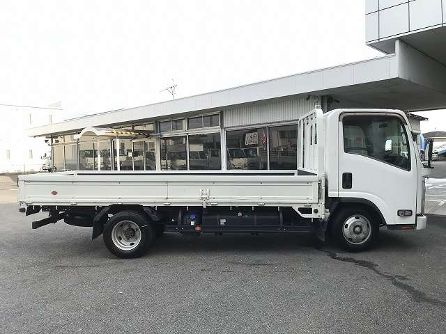 Isuzu Elf 5