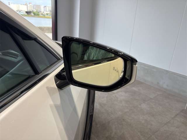 Lexus UX 6
