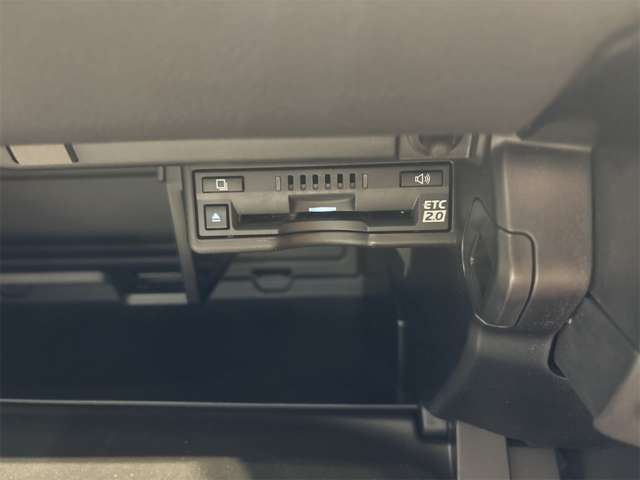 Lexus UX 7