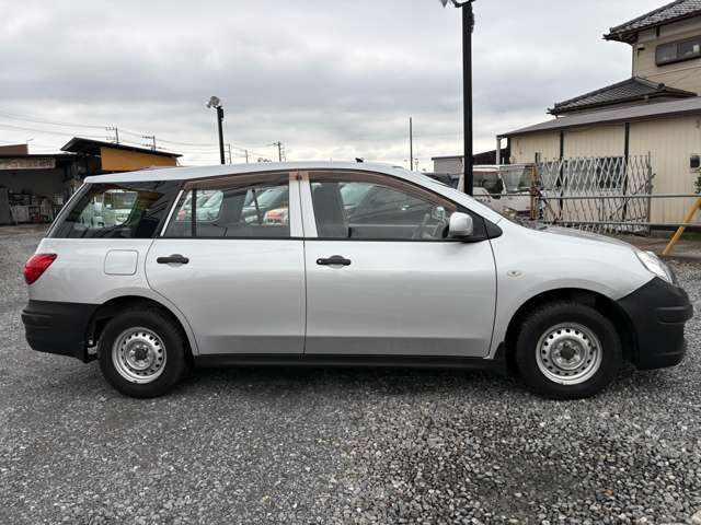 Nissan AD 9