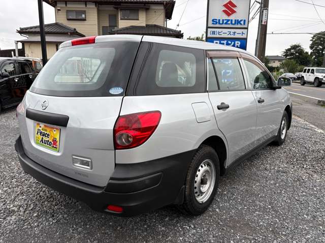 Nissan AD 10