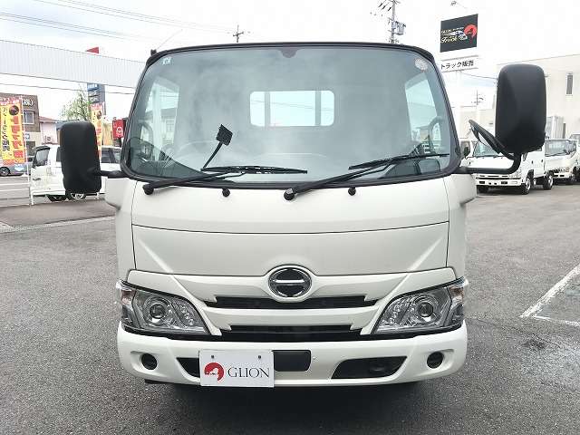 Hino Dutro 2